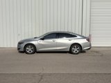 Used 2022 Chevrolet Malibu LT image 2