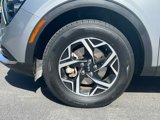 Used 2023 Kia Sportage LX image 5