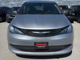 Used 2021 Chrysler Voyager LX image 3
