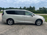 Used 2017 Chrysler Pacifica Touring-L Plus w/ Advanced Safetytec Group image 6