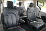 Used 2022 Chrysler Pacifica Touring-L image 3