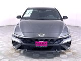 Used 2025 Hyundai Elantra Sport image 2