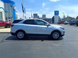 Used 2022 Chevrolet Equinox LT image 2