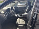 Used 2022 Audi Q5 2.0T Premium w/ Convenience Package image 3