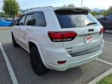 Used 2017 Jeep Grand Cherokee Altitude image 3