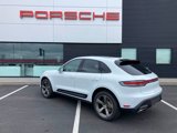 Certified 2024 Porsche Macan image 3