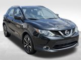 Used 2017 Nissan Rogue Sport SL image 3