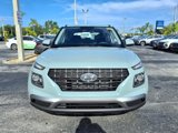 New 2025 Hyundai Venue SE image 2