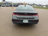 Used 2024 Hyundai Elantra SEL image 4
