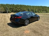 Used 2023 Nissan Altima 2.5 SV image 4