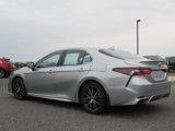 Used 2022 Toyota Camry SE image 4