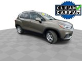 Used 2022 Chevrolet Trax LT w/ LT Convenience Package image 2
