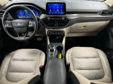 Used 2020 Ford Escape Titanium image 3