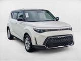 Used 2023 Kia Soul S image 3