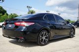 Used 2020 Toyota Camry SE image 4