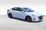 Used 2020 Hyundai Elantra Limited image 3