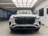 New 2025 Lincoln Aviator AWD image 2