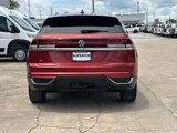 Used 2024 Volkswagen Atlas Cross Sport SE w/ Panoramic Sunroof Package image 4