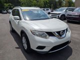 Used 2015 Nissan Rogue SV w/ SV Family Package image 3