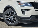 Used 2018 Ford Explorer Sport image 3