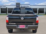 Used 2018 Nissan Titan SV w/ SV Convenience Package image 5