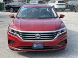 Used 2020 Volkswagen Passat 2.0T SEL image 2