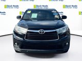 Used 2015 Toyota Highlander XLE image 2