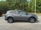 Used 2018 Toyota RAV4 XLE image 4