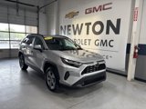 Used 2022 Toyota RAV4 XLE image 2