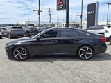 Used 2018 Honda Accord Sport image 4