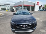 Used 2018 Buick Regal Essence w/ Sights and Sounds Package image 2