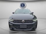 Used 2022 Volkswagen Tiguan SE R-Line image 2