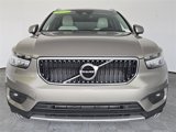 Certified 2022 Volvo XC40 T5 Momentum w/ Premium Package image 3
