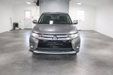 Used 2017 Mitsubishi Outlander SE image 3
