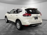 Used 2020 Nissan Rogue SV image 3