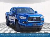 Used 2018 Toyota Tacoma TRD Sport image 4