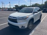 Used 2016 Toyota Highlander XLE image 3
