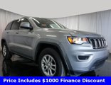Used 2019 Jeep Grand Cherokee Laredo image 2