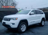 Used 2017 Jeep Grand Cherokee Laredo w/ Quick Order Package 23E image 2