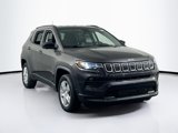 Used 2022 Jeep Compass Latitude w/ Convenience Group image 3