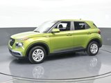 Used 2022 Hyundai Venue SE image 2