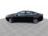 Used 2017 Ford Fusion SE w/ Fusion SE Technology Package image 5