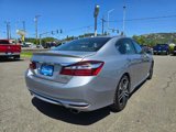 Used 2017 Honda Accord Touring image 5