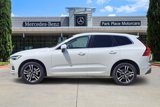 Used 2021 Volvo XC60 T5 Momentum w/ Premium Package image 3