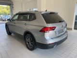 Used 2022 Volkswagen Tiguan SE image 2
