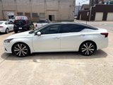 Used 2020 Nissan Altima 2.0 Platinum image 4