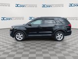 Used 2017 Ford Explorer XLT image 5