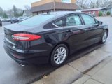 Used 2020 Ford Fusion SE image 6