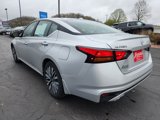 Used 2024 Nissan Altima 2.5 SV w/ SV Premium Package image 3