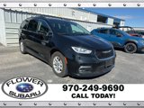 Used 2022 Chrysler Pacifica Touring-L image 4